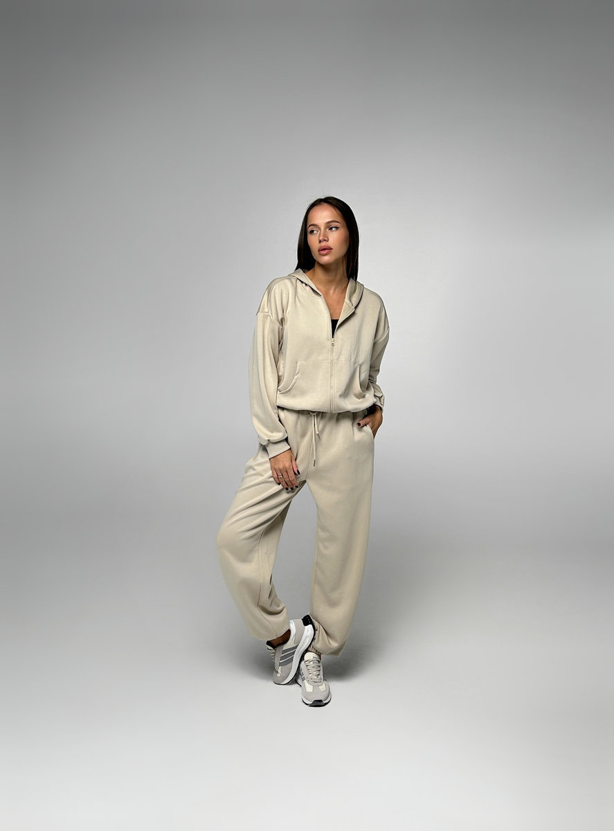 Спортивные джоггеры на каждый день