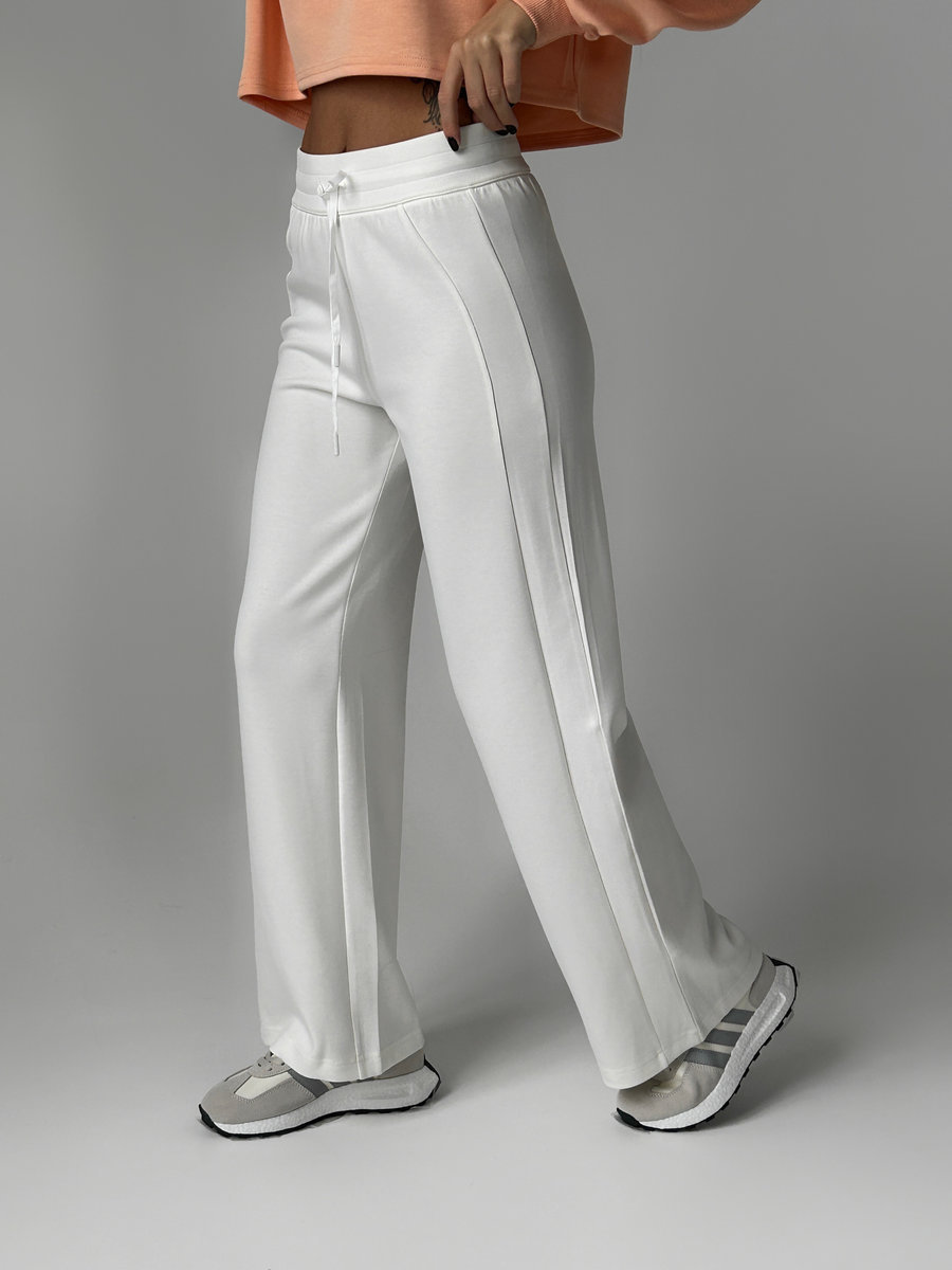 Брюки-трубы спортивные прямого кроя