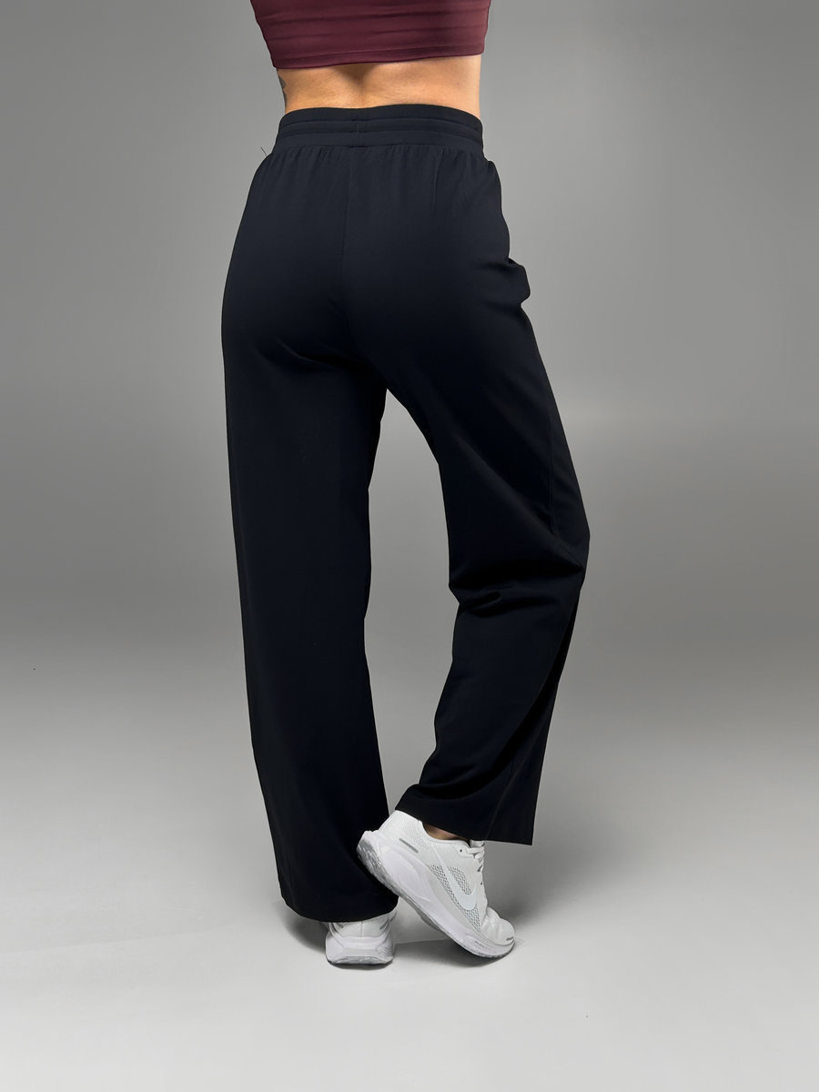 Спортивные брюки-трубы утепленные