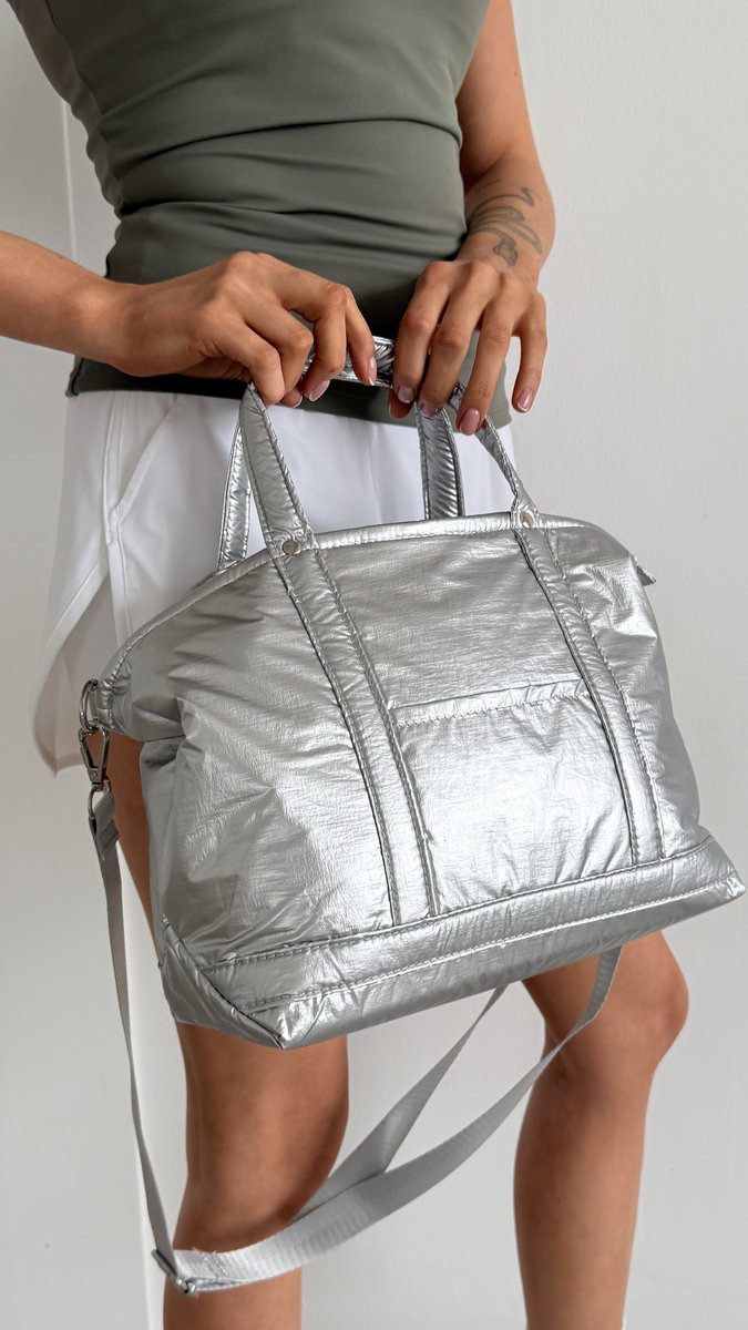 Дамская спортивная сумка  небольшого размера (металлик)