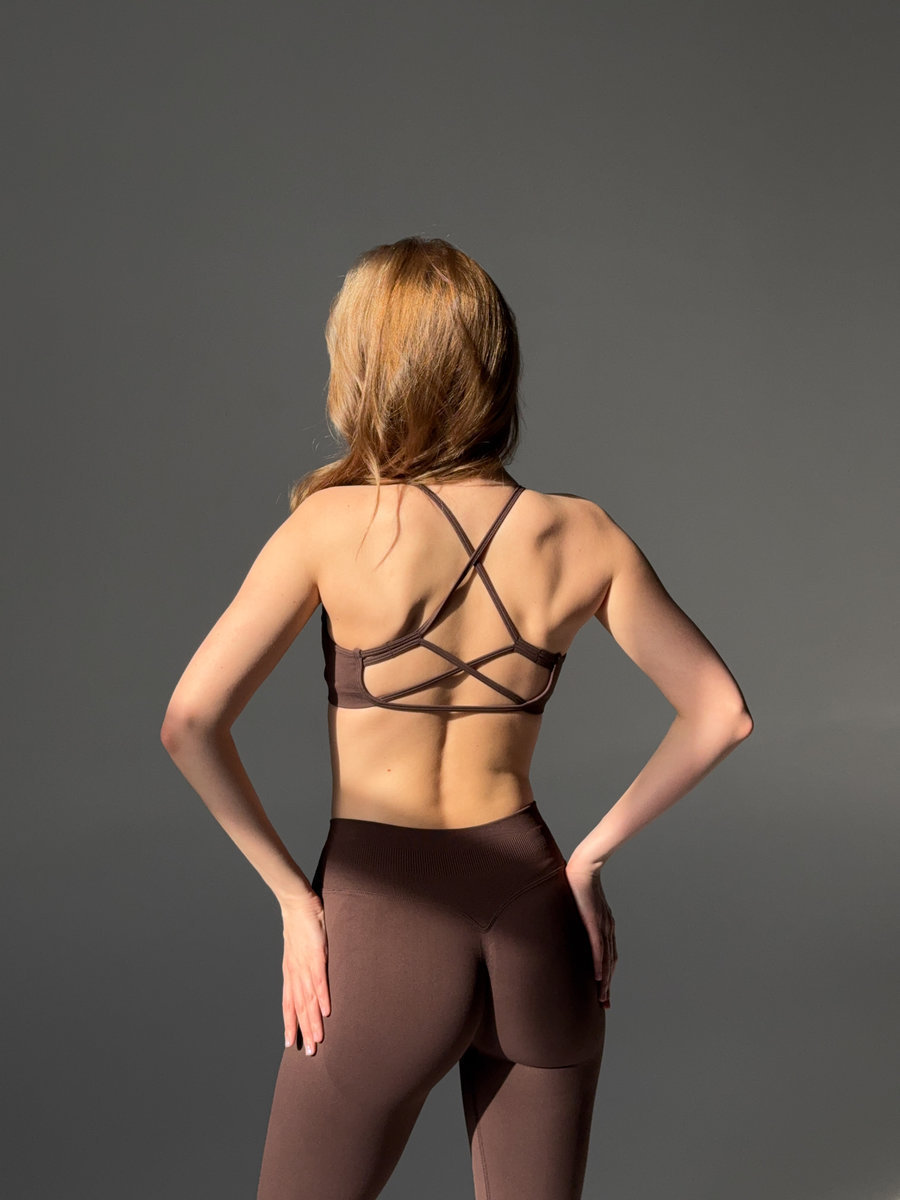 Бра бесшовное с переплетением тонких бретелей (Без застежки)