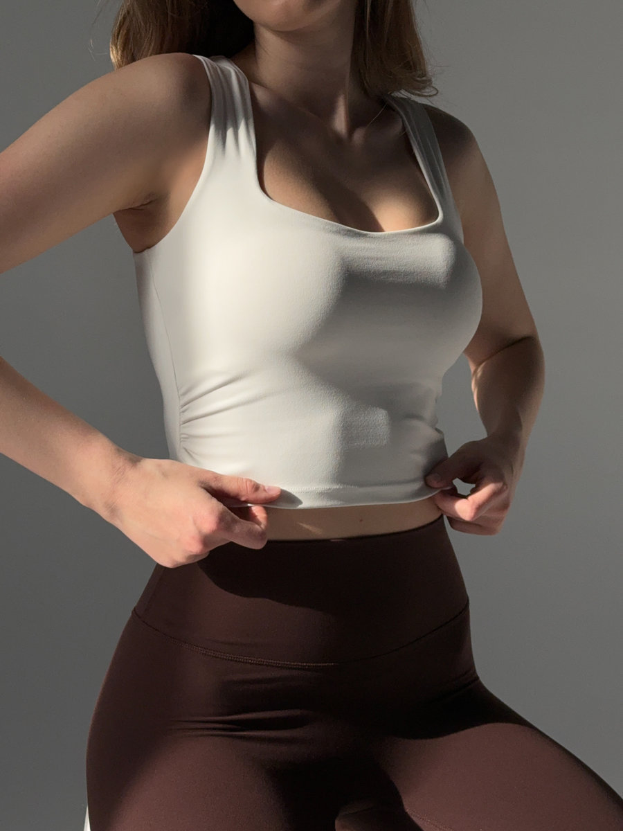 Топ удлиненный приталенный с закрытой спиной (Без застежки)