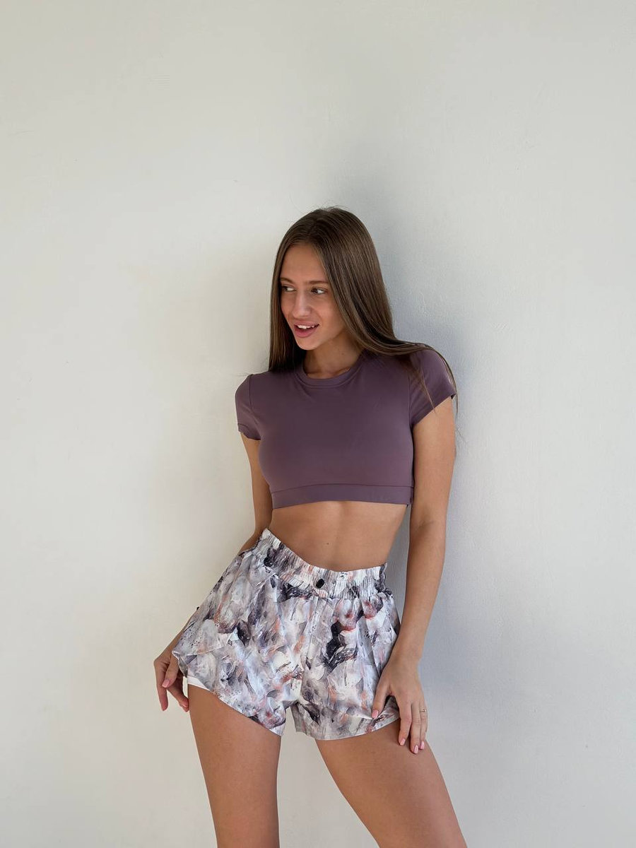 Кроп-топ с открытой спиной