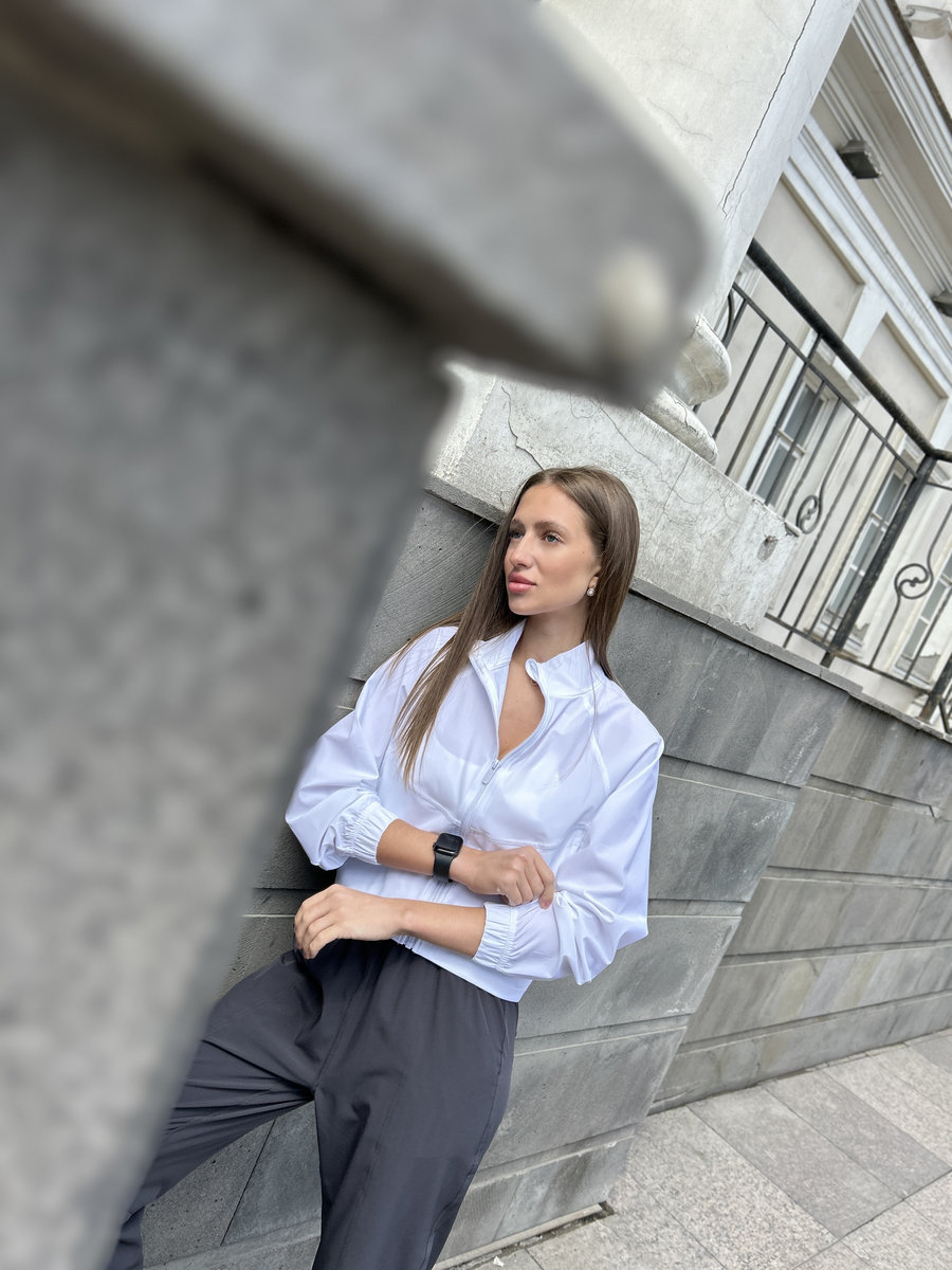 Олимпийка на молнии свободного кроя