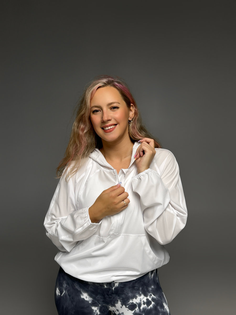 Олимпийка на полузамке с капюшоном