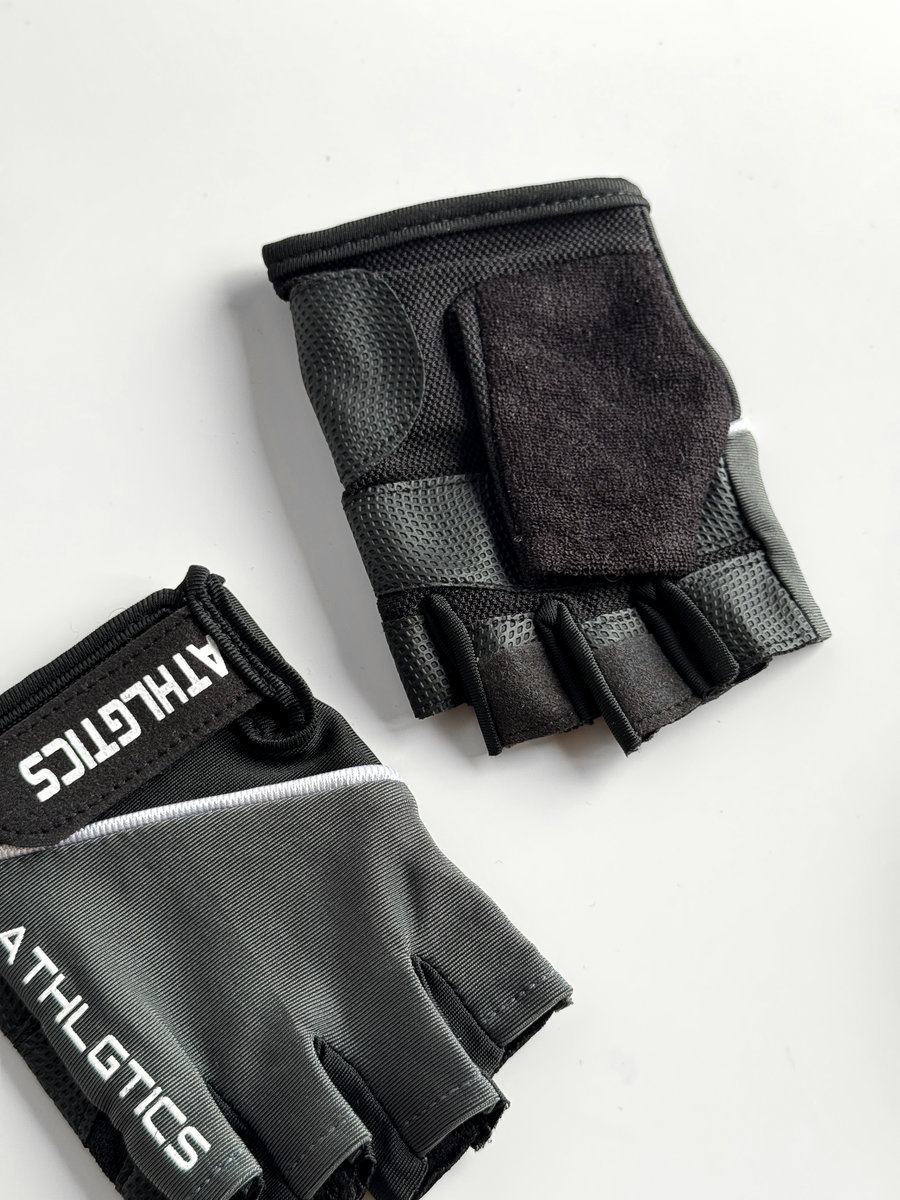 Перчатки спортивные