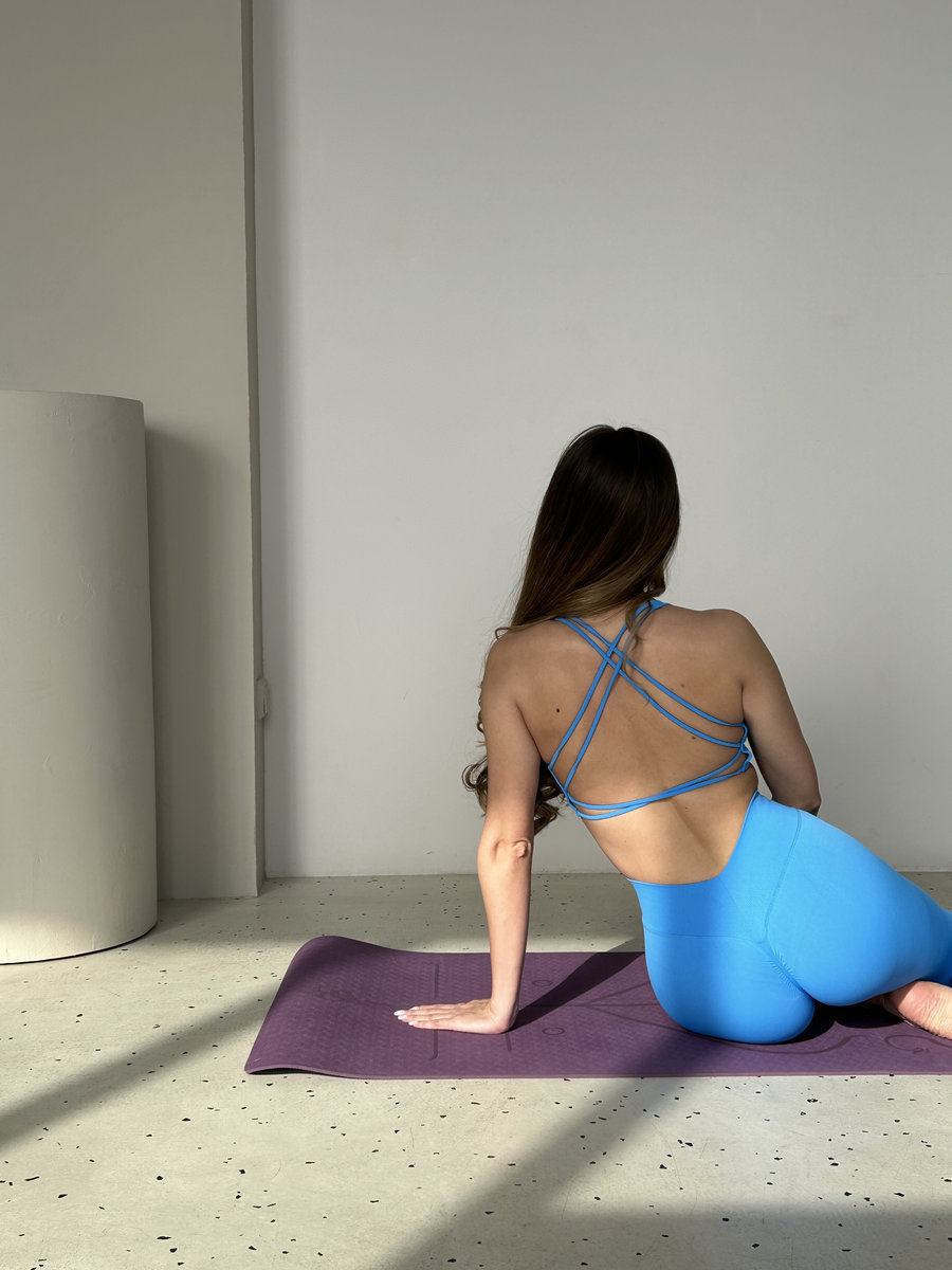 Бесшовное бра c максимально открытой спиной (без застежки)