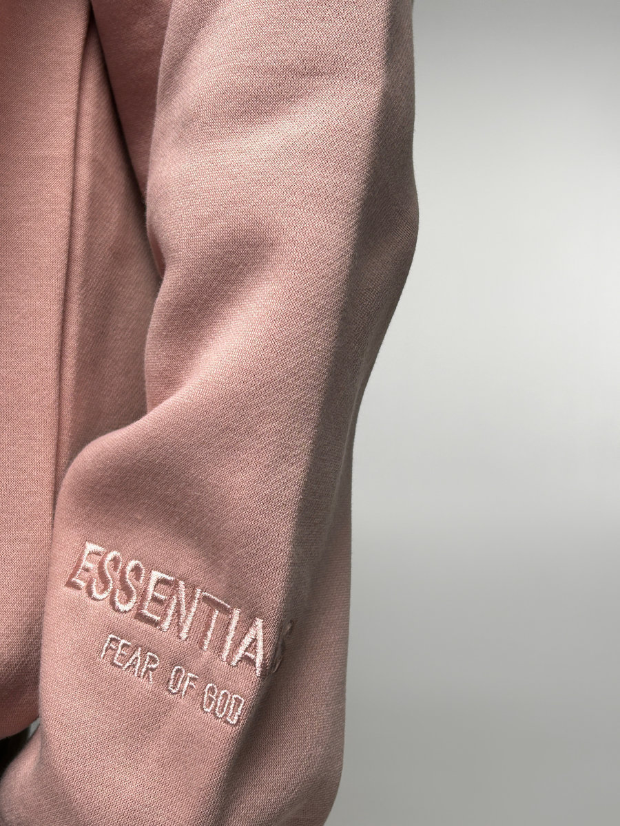 Худи удлиненное с крупной надписью essentials