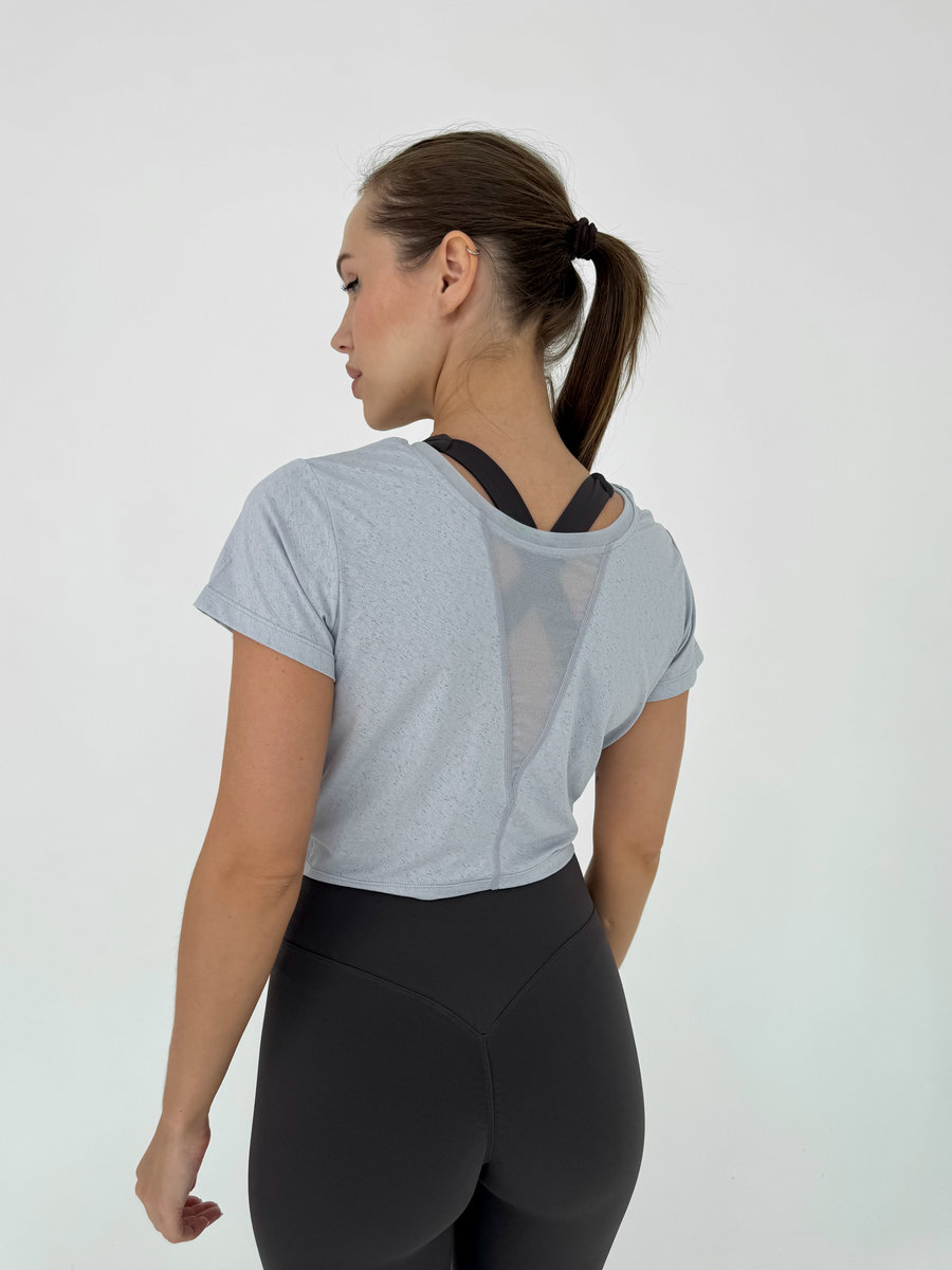 Футболка спортивная с вставкой из сеточки на спине