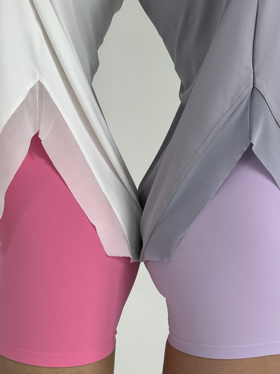 Спортивная футболка свободного кроя,декорированная сеточкой