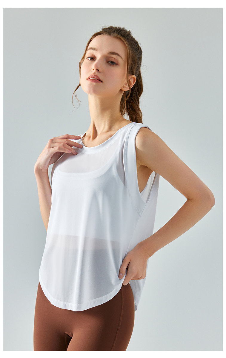 Майка спортивная из сетки