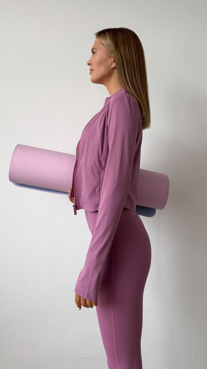 Рашгард средней длины на замке