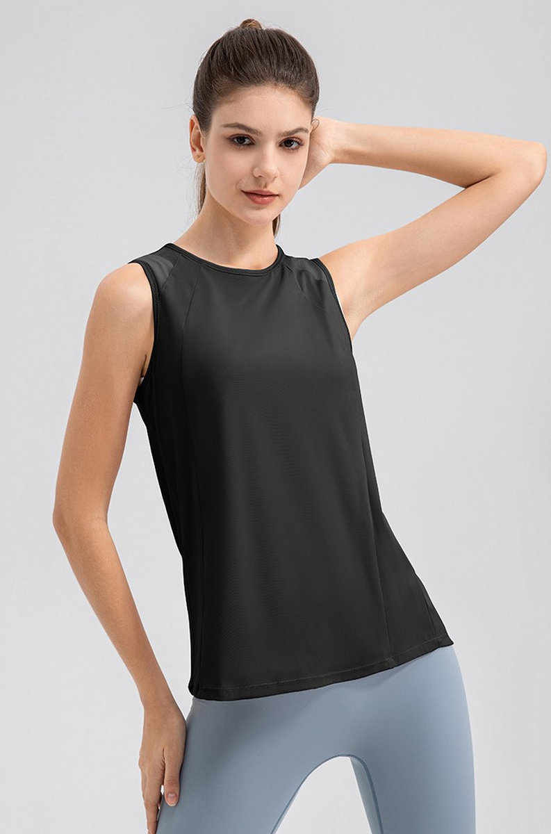 Майка удлиненная прямая с сеточкой на спине