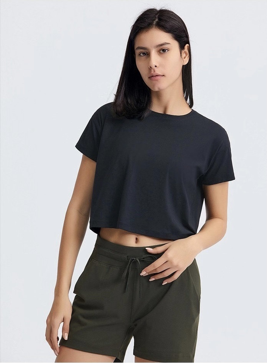 Футболка-топ укороченная свободная