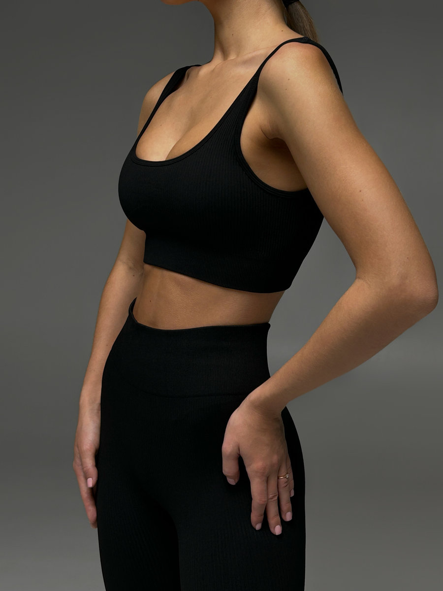 Топ бесшовный в широкий рубчик BASE (Без застежки)