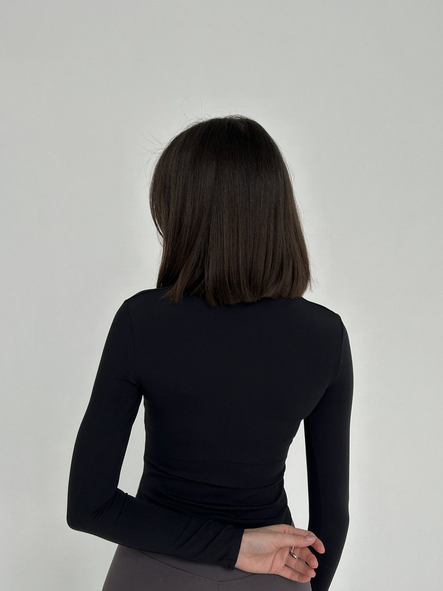 Спортивный рашгард средней длины с полузамком