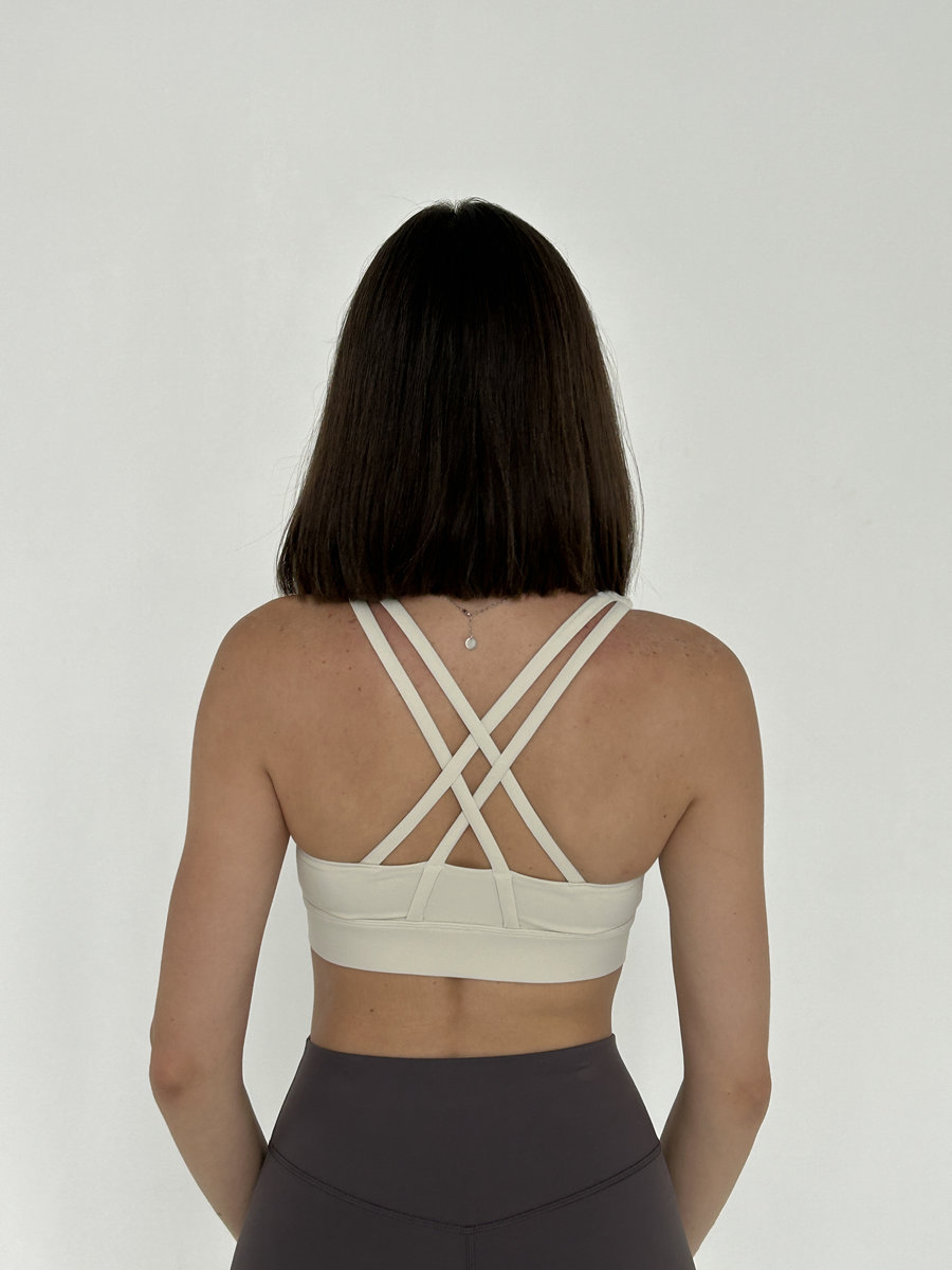 Спортивное бра с перекрещивающимися бретелями на спине (замок на груди)