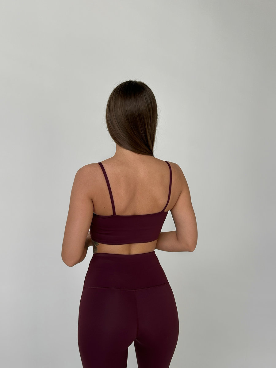 Топ c тонкими бретелями (Без застежки)