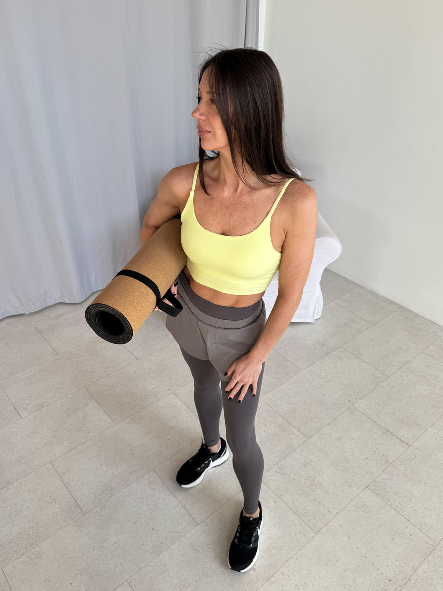 Топ c тонкими бретелями (Без застежки)