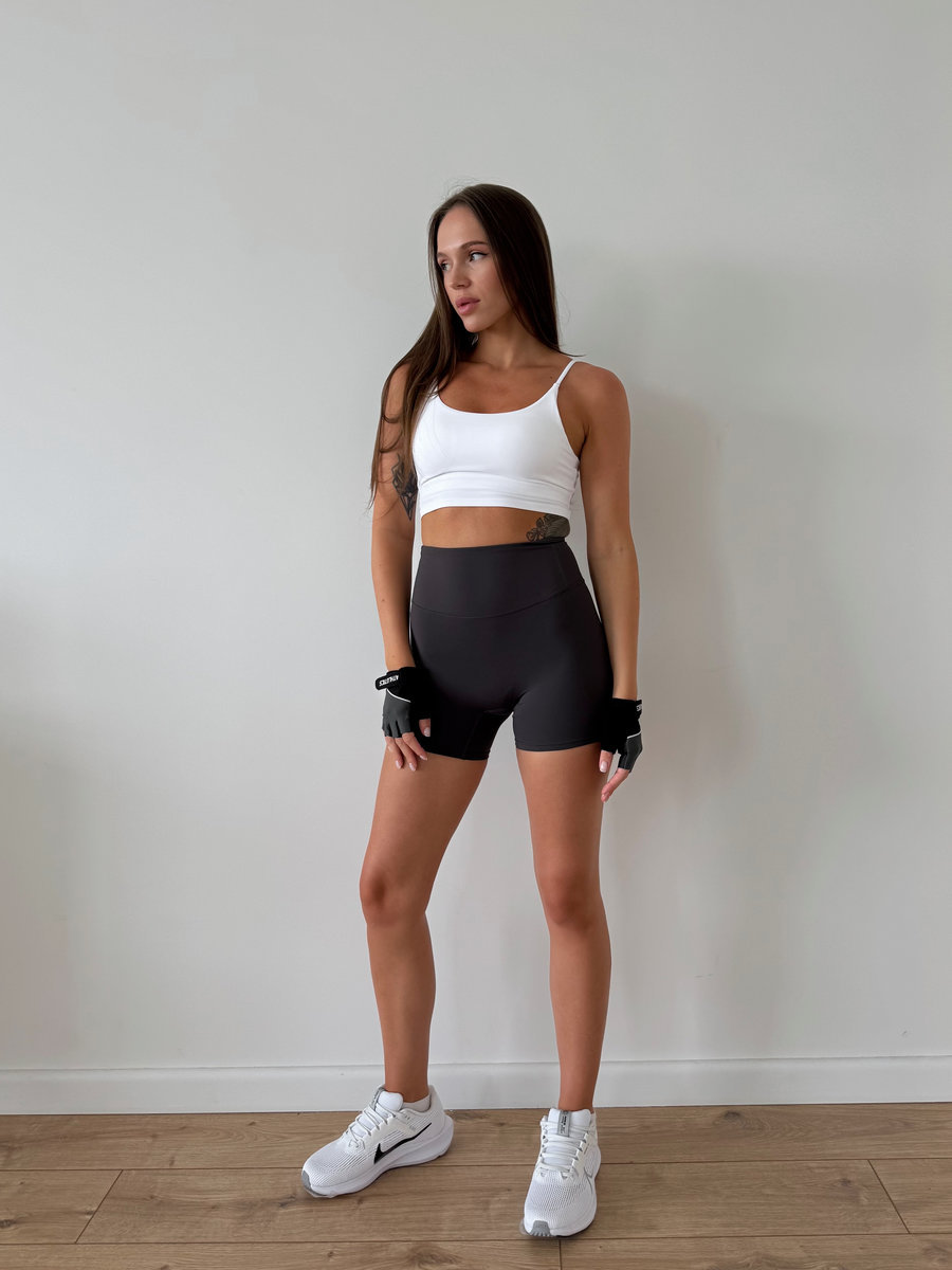 Велосипедки укороченные с подчеркнутыми ягодицами