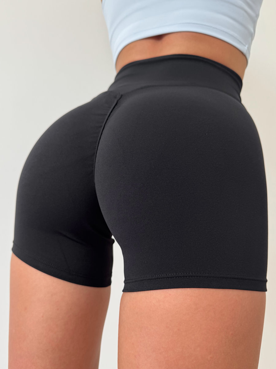 Велосипедки укороченные с подчеркнутыми ягодицами