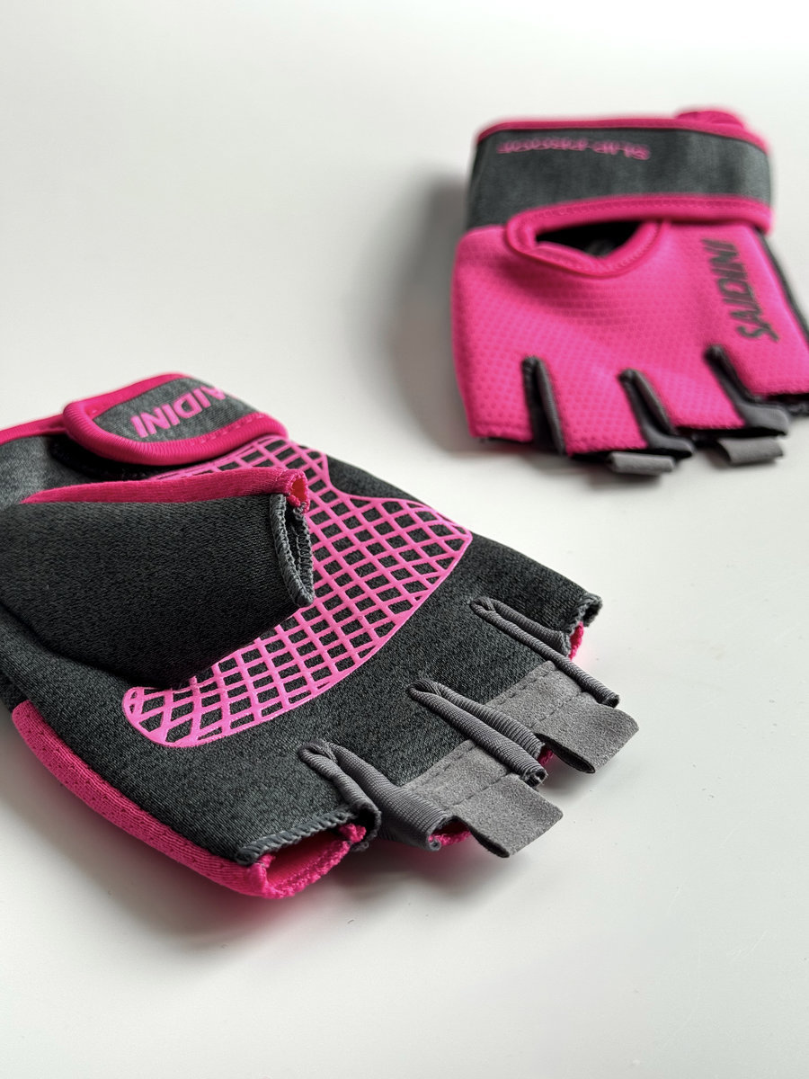 Перчатки спортивные Slip proof