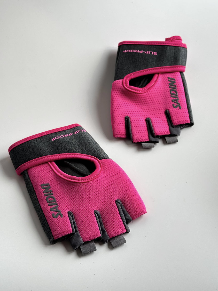 Перчатки спортивные Slip proof