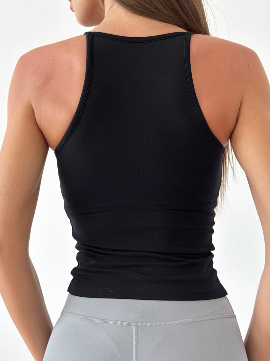 Майка облегающая со встроенными чашками