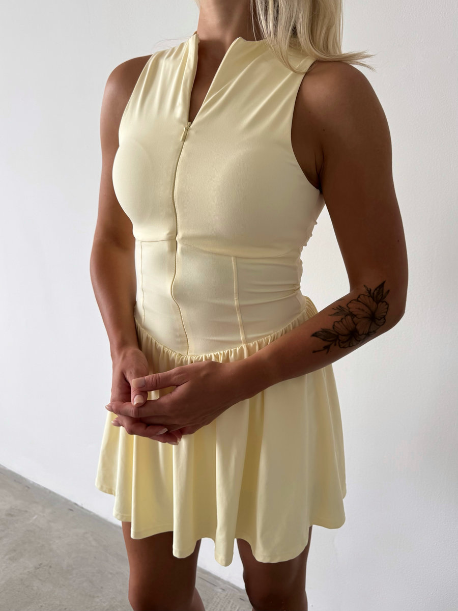 Комбинезон на молнии с юбкой-шортами