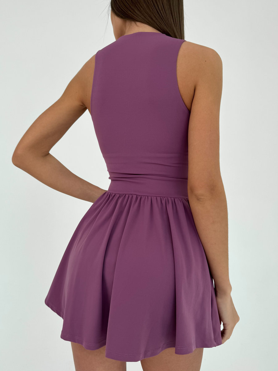 Комбинезон на молнии с юбкой-шортами