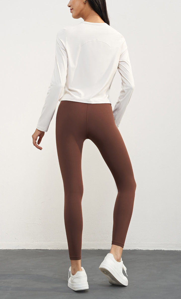 Лонгслив спортивный средней длины