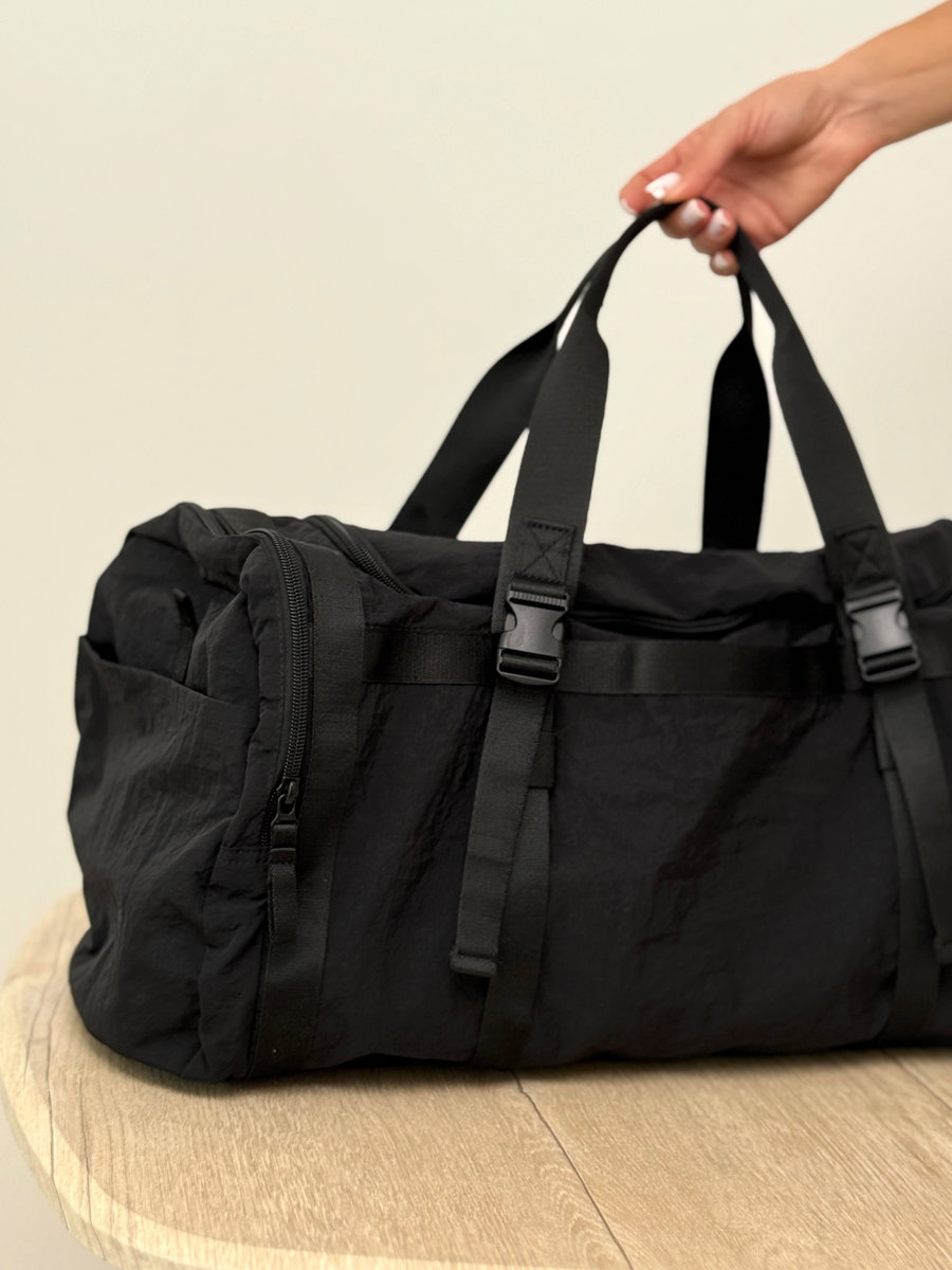 Сумка спортивная водонепроницаемая цилиндрической формы (Черная)