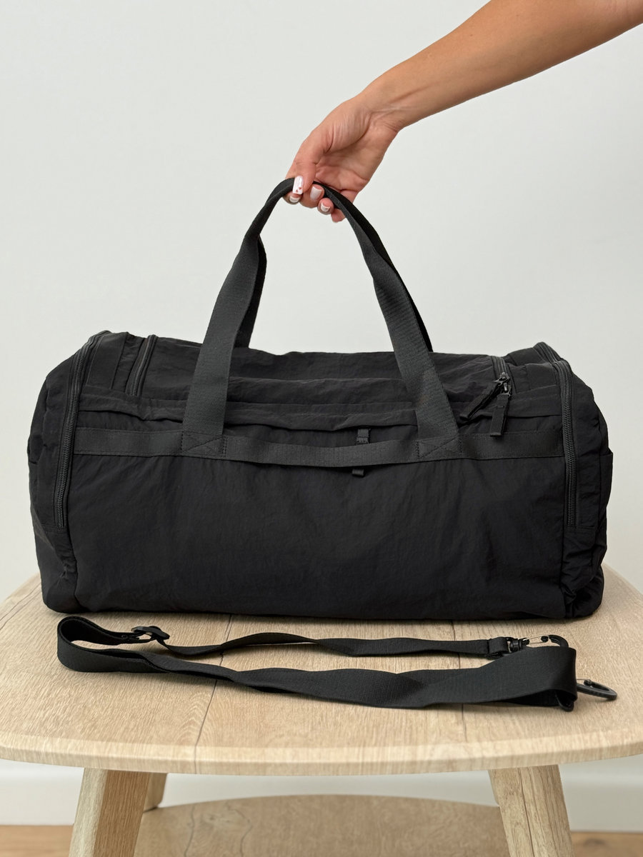 Сумка спортивная водонепроницаемая цилиндрической формы (Черная)