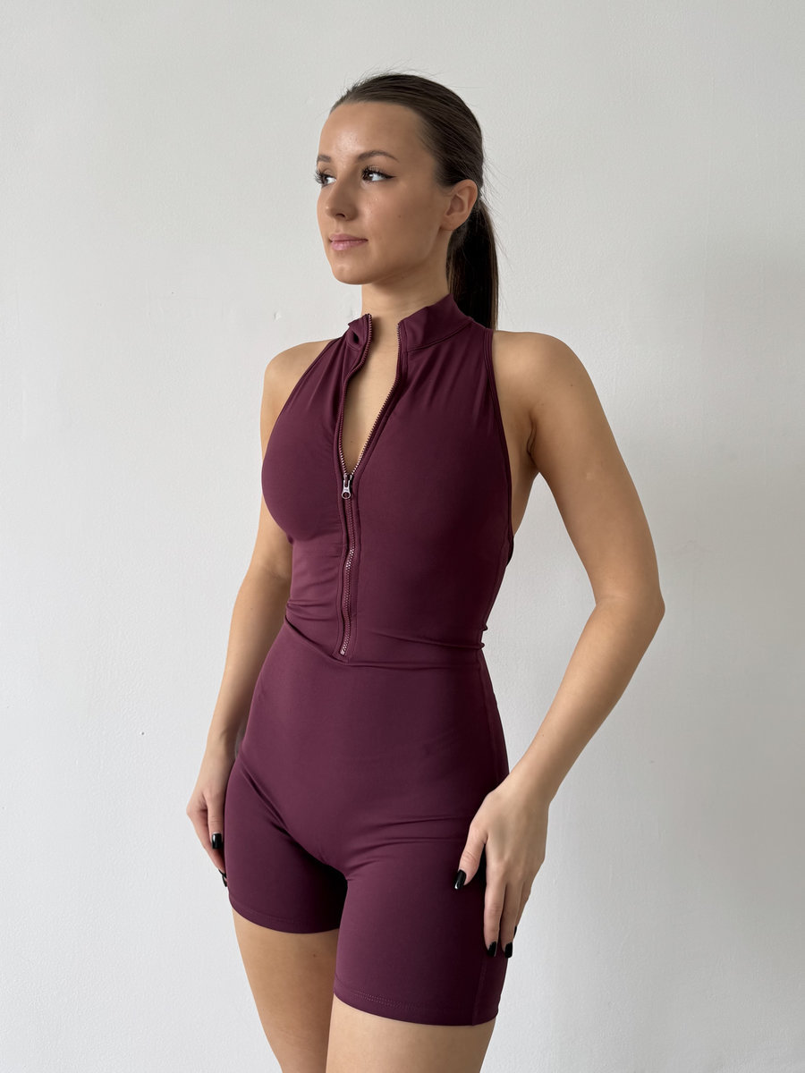 Комбинезон на замочке укороченный без рукавов