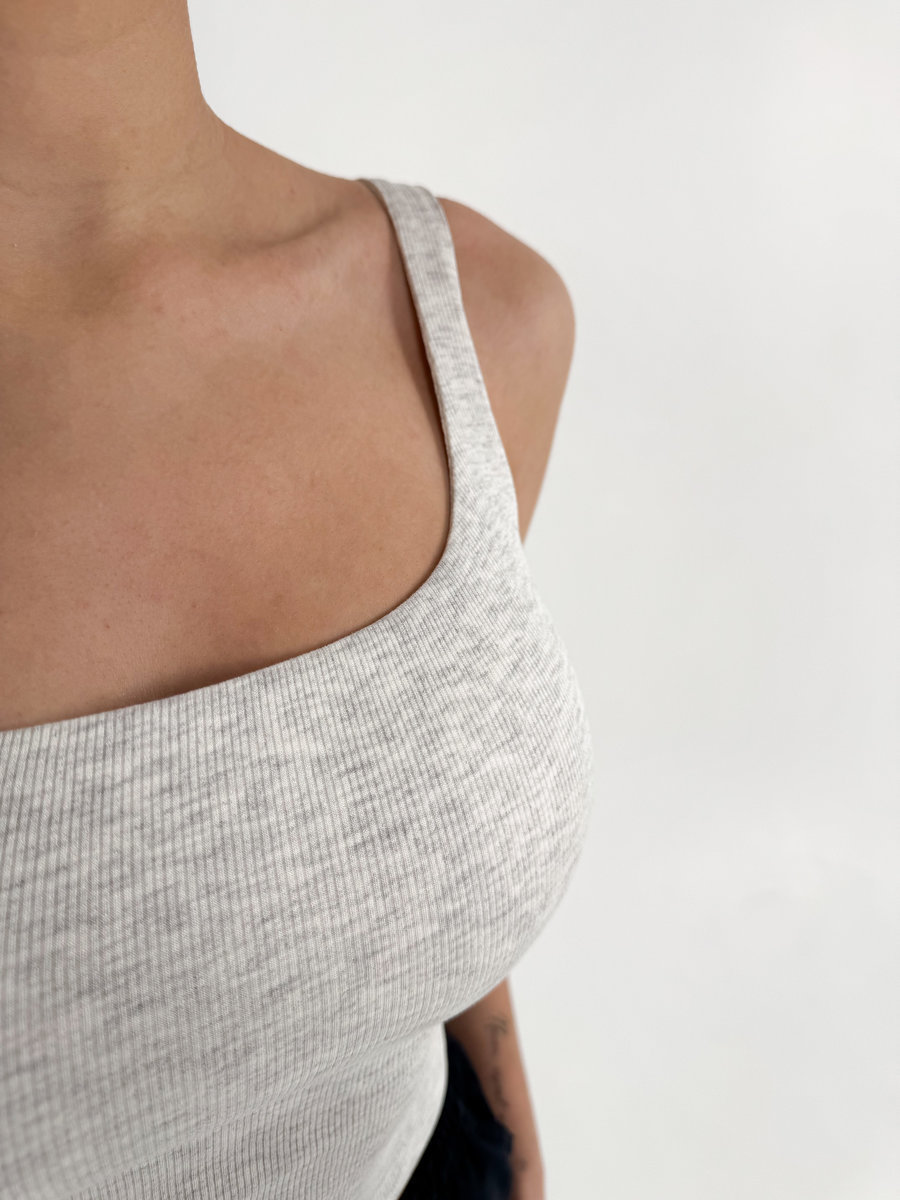 Топ удлиненный в рубчик с чашками (Без застежки)