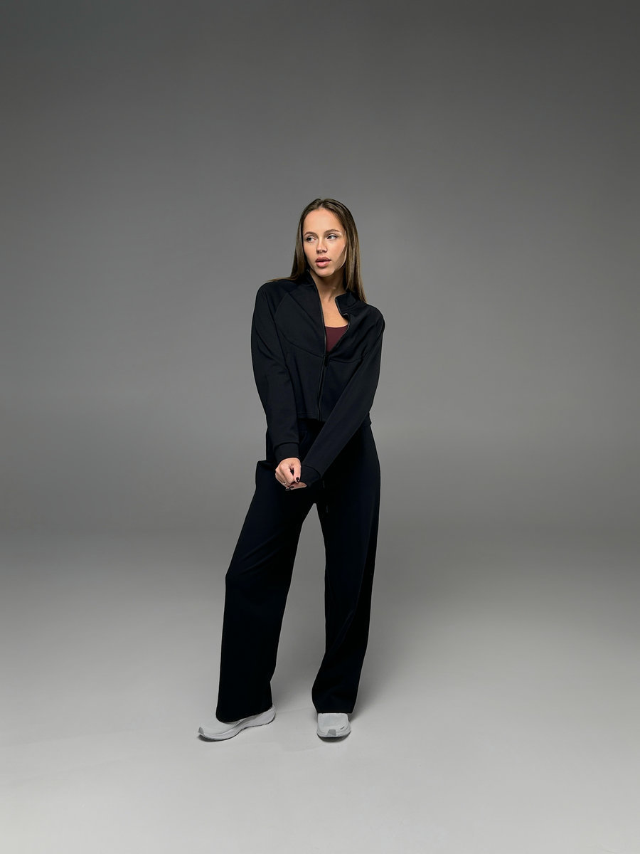 Брюки-трубы спортивные прямого кроя