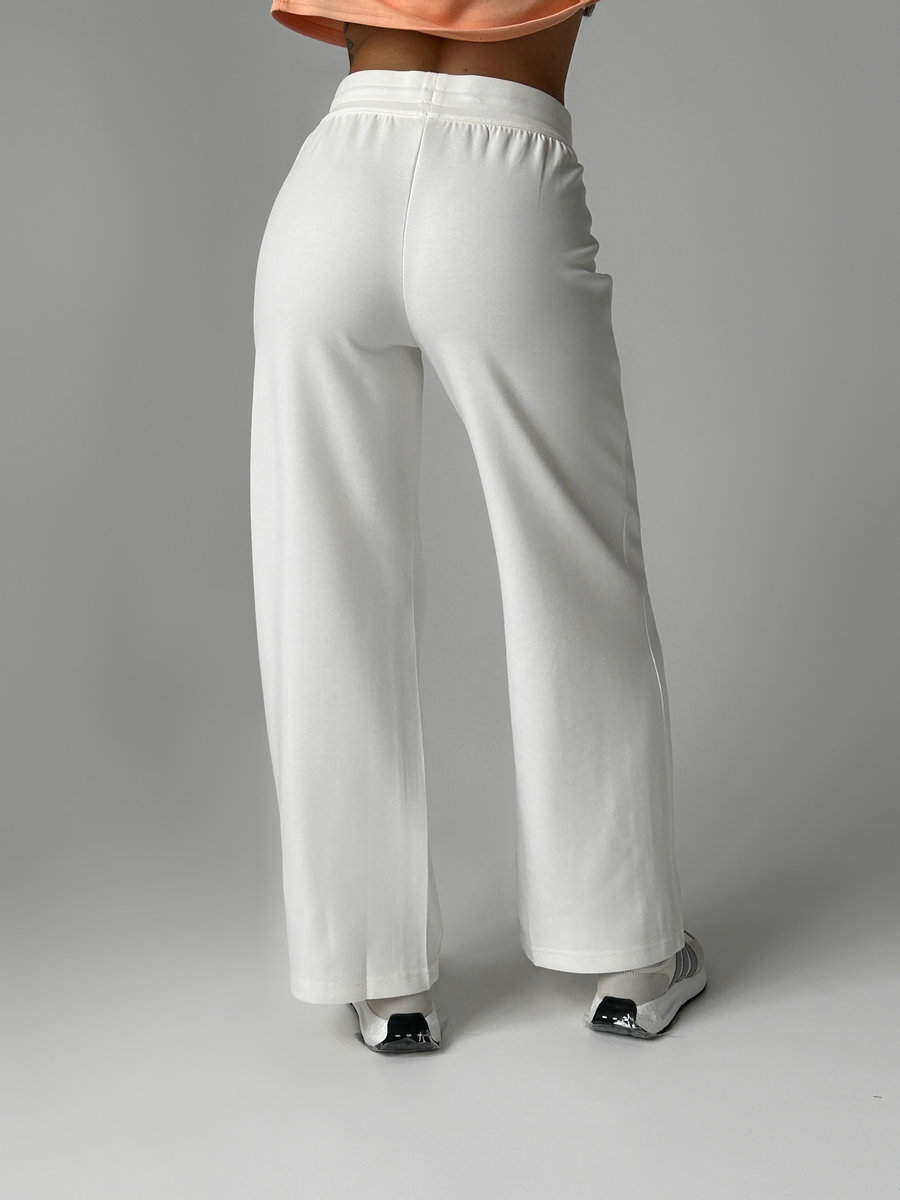 Брюки-трубы спортивные прямого кроя