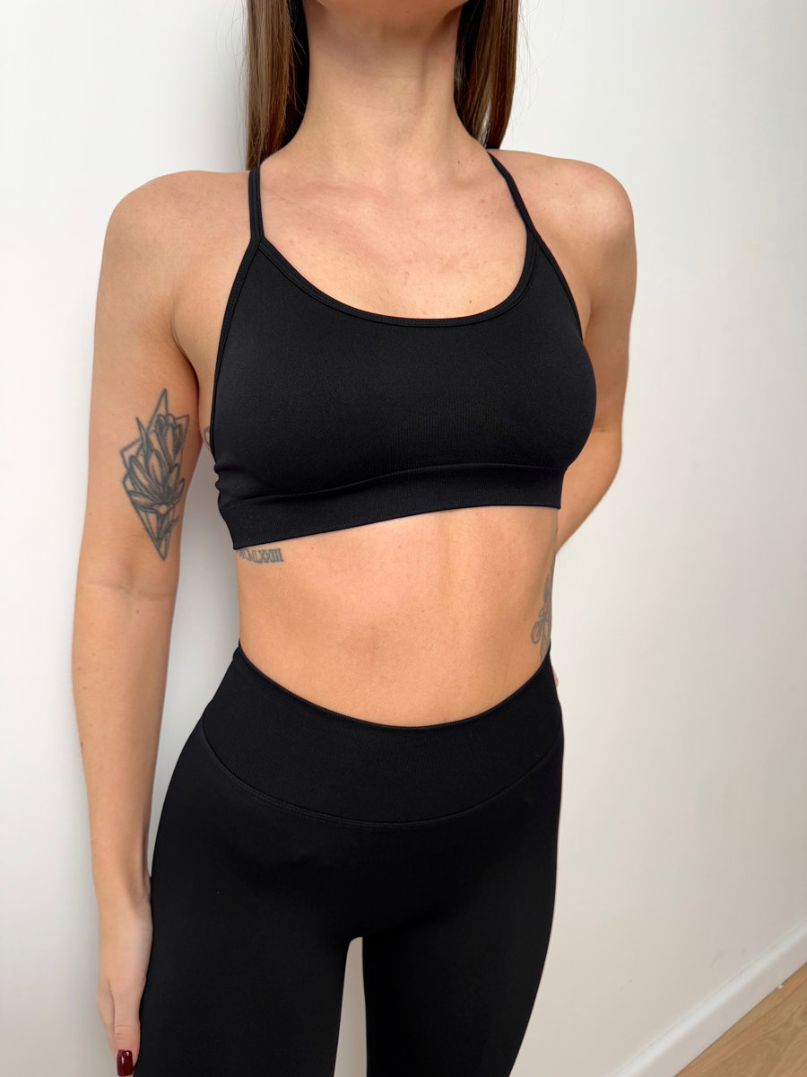 Бесшовное бра c тонкими бретелями по спине(без застежки)