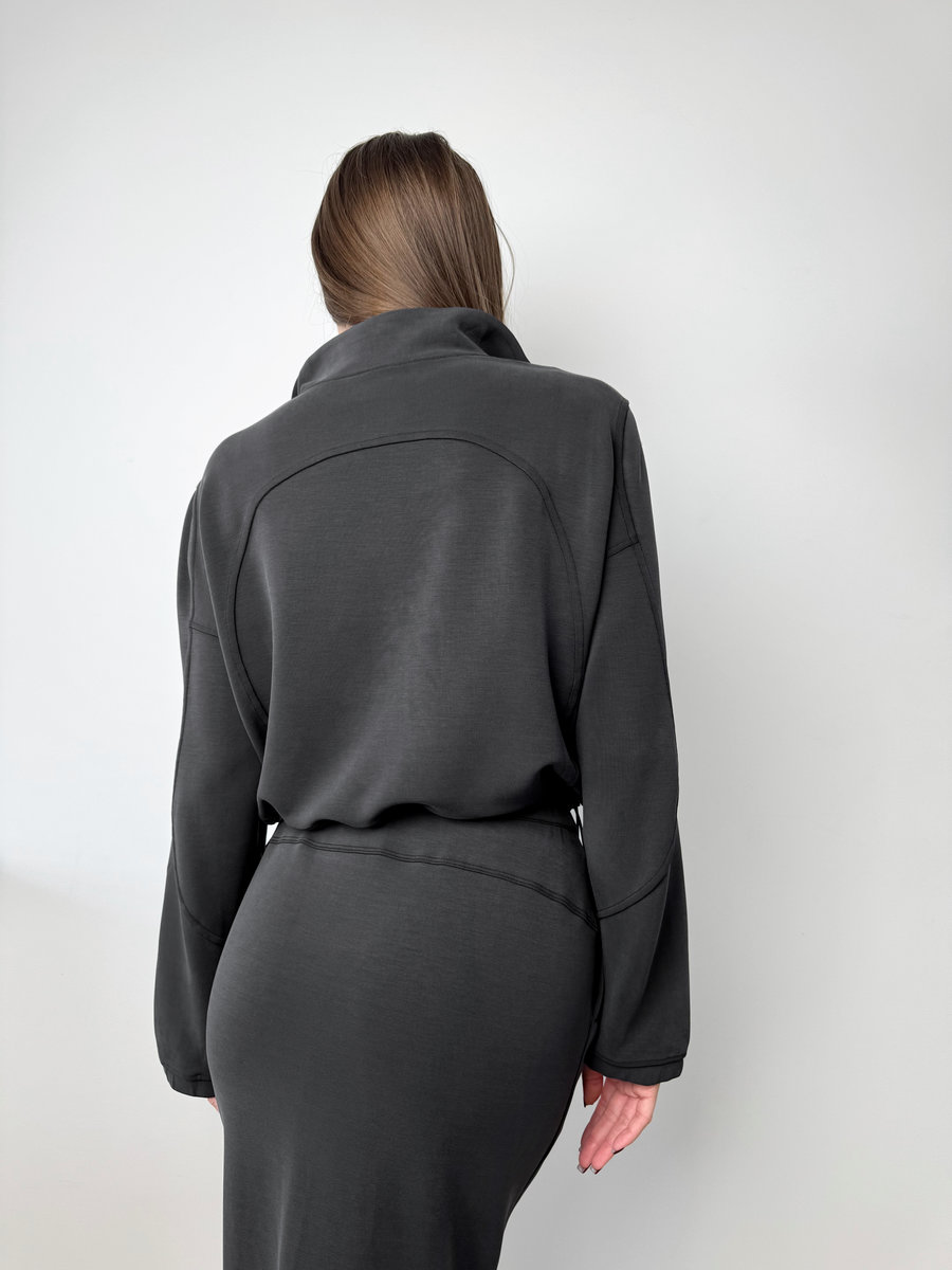 Спортивная юбка удлиненного типа