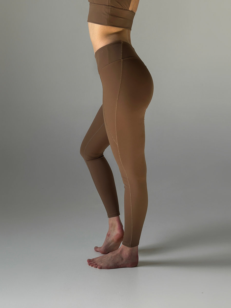 Лосины с V-образным швом средней посадки