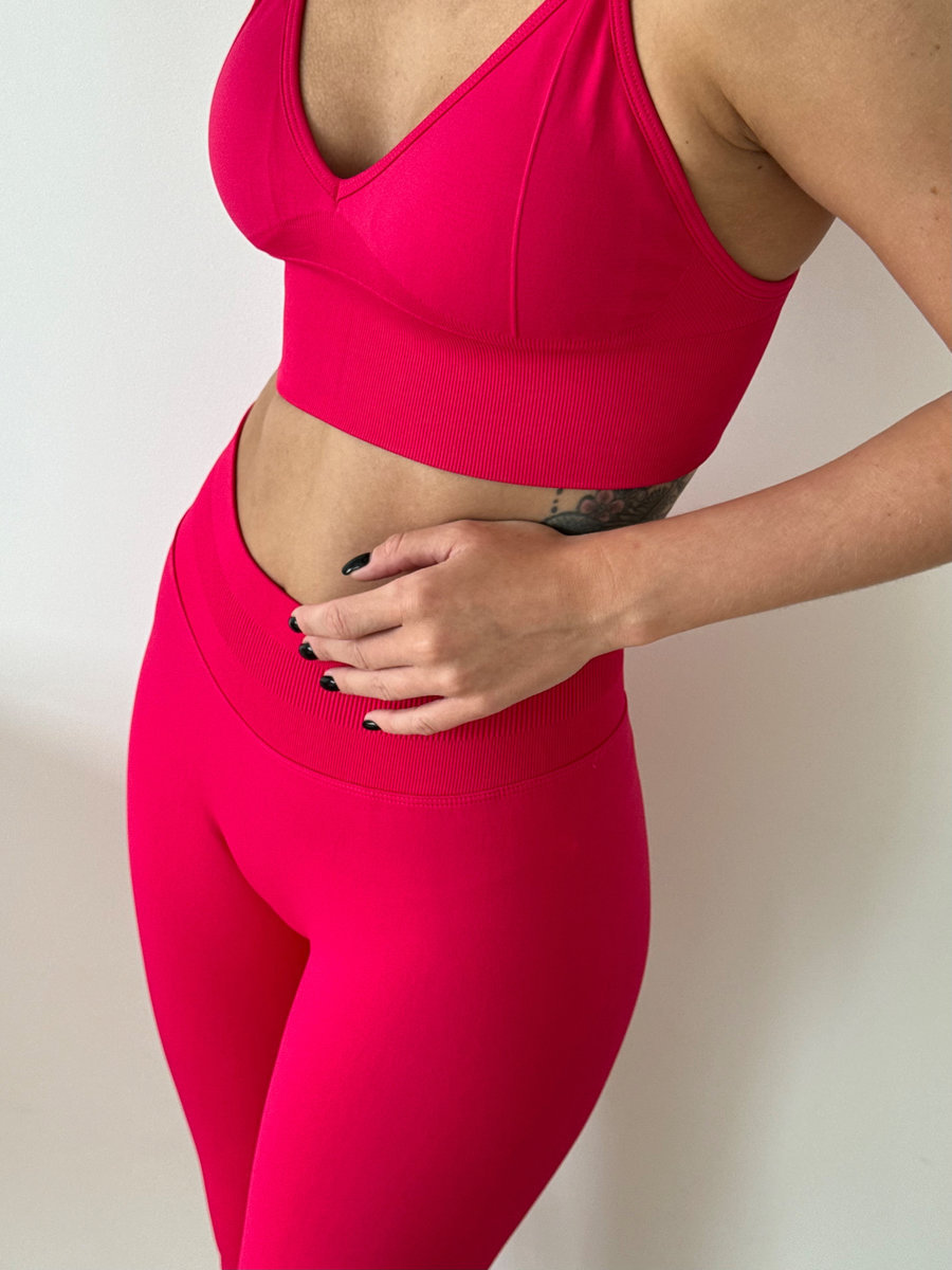 Тайтсы бесшовные с подчеркиванием ягодиц и компрессионным поясом (Высокая посадка)