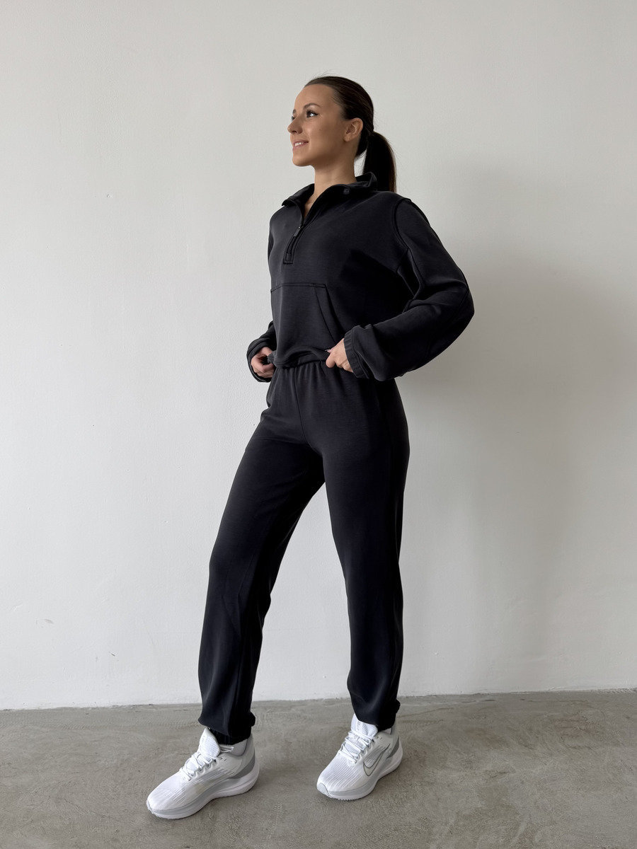 Спортивные джоггеры из модала