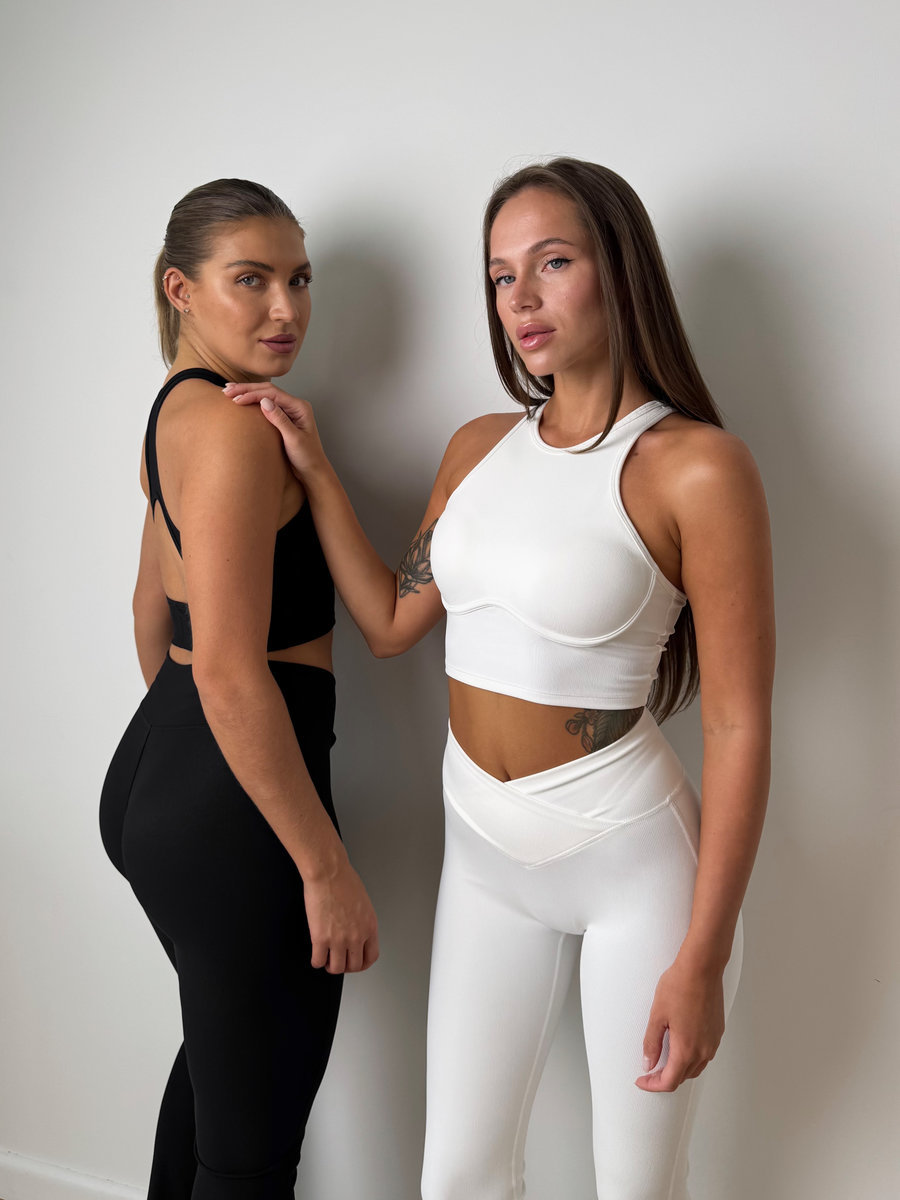 Леггинсы расклешенные в рубчик с V- образной талией (Высокая посадка)