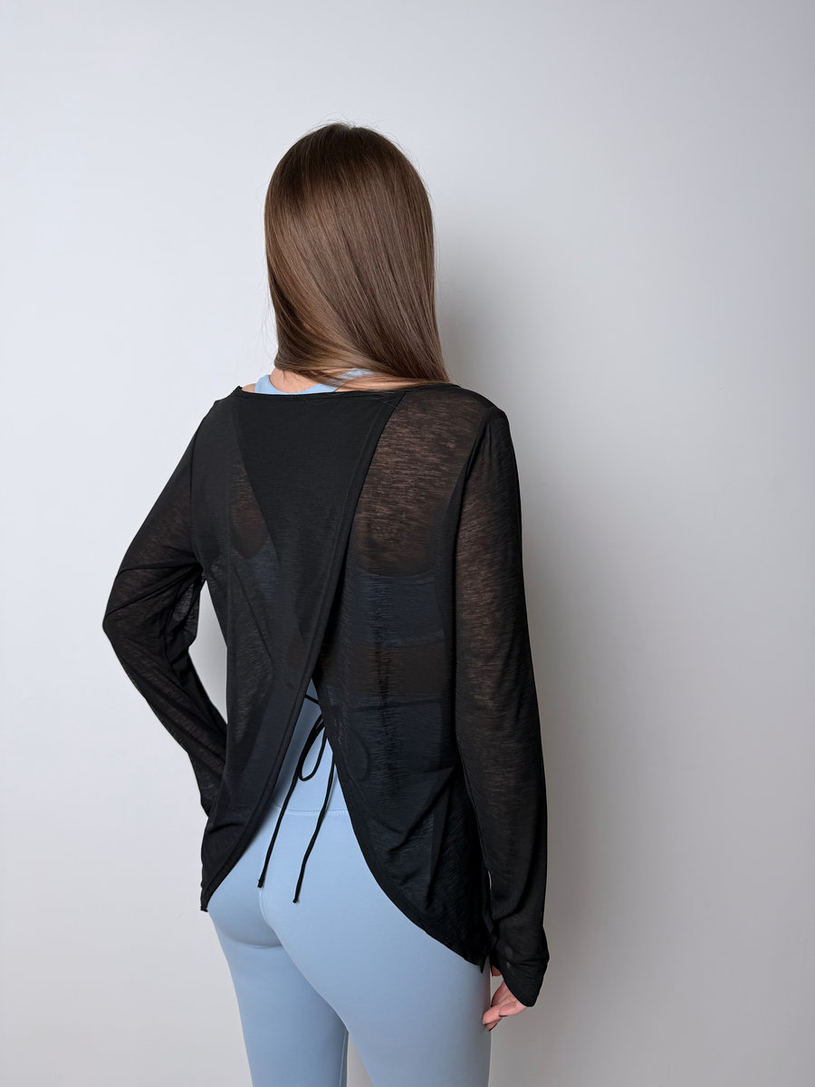 Лонгслив полупрозрачный с глубоким разрезом сзади