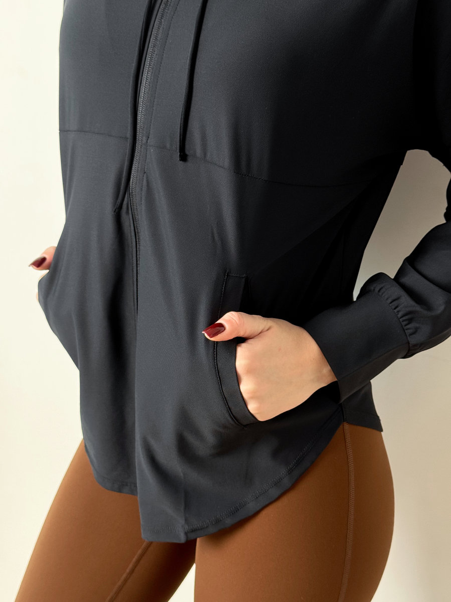 Олимпийка на молнии с капюшоном из фактурной ткани