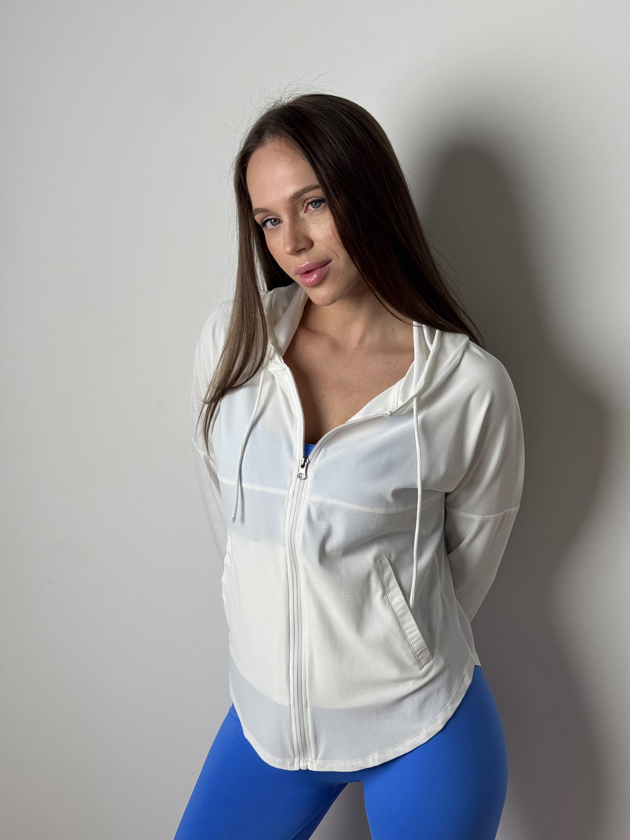 Олимпийка на молнии с капюшоном из фактурной ткани