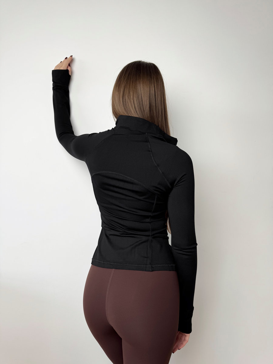 Спортивный рашгард с полузамком