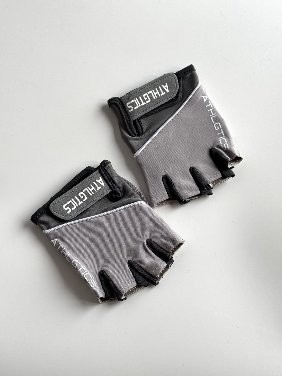 Перчатки спортивные