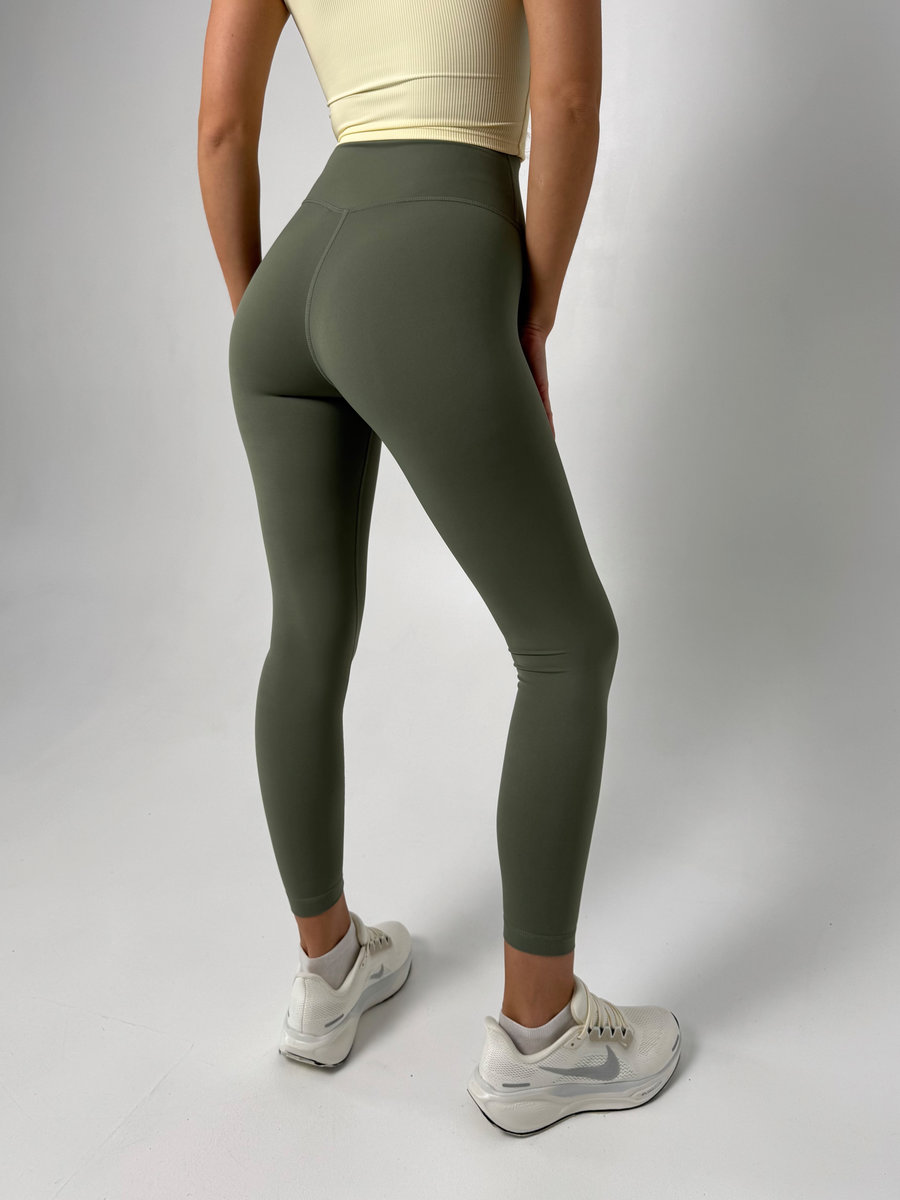 Классические леггинсы с потайным карманом на пояснице (Ультравысокая посадка)