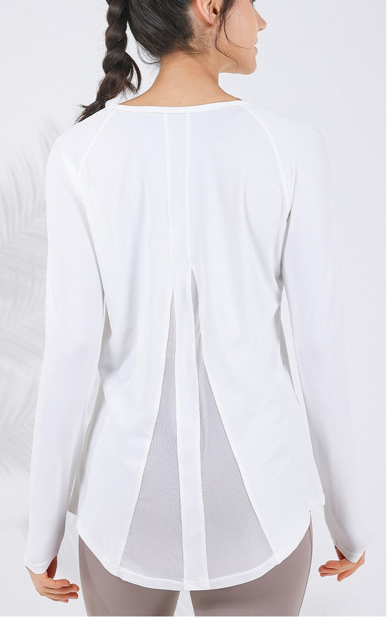 Лонгслив с сеточкой на спине и груди